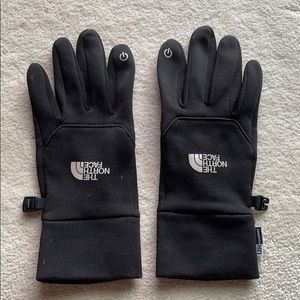 The North Face e-tip gloves